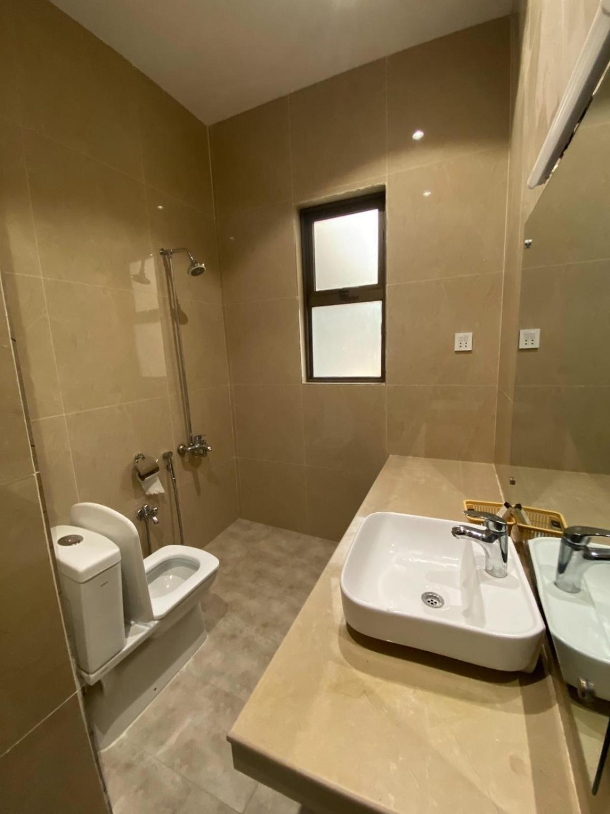 Vip Express Hotel Peshawar Buitenkant foto